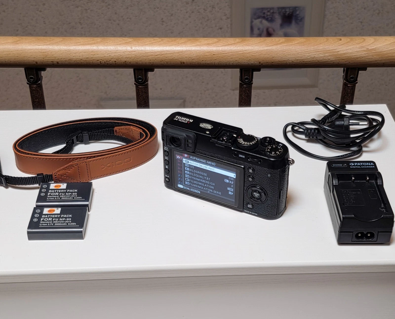 Fujifilm X100T APS-C - 23mm f/2 - Camera Black thumbnail 7