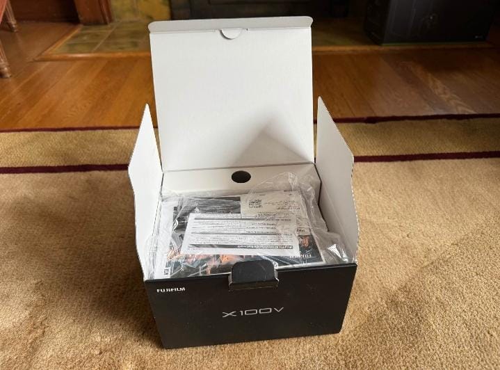 Fujifilm X100V 26.1MP Digital Camera – Black 5,500 Shutter Count – Excellent thumbnail 7