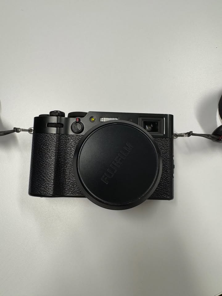 Fujifilm X100V – Black – Fully Functional thumbnail 6
