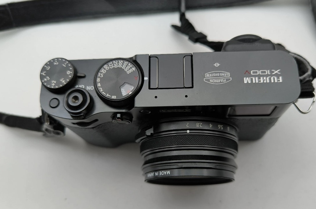 Fujifilm X100V – Excellent Condition thumbnail 7