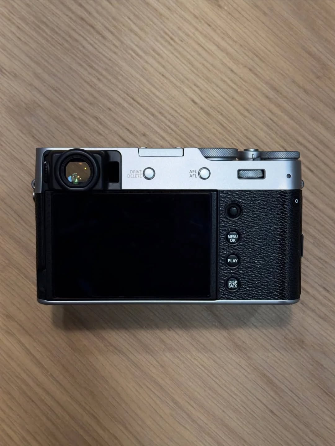 Fujifilm X100V Silver Body thumbnail 3