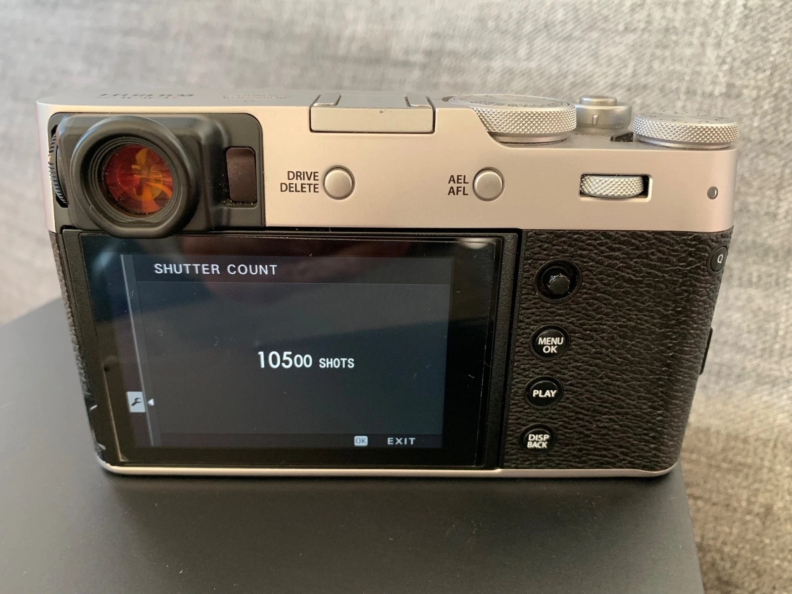 Fujifilm X100V – Silver – Compact Premium Camera in Great Condition thumbnail 4