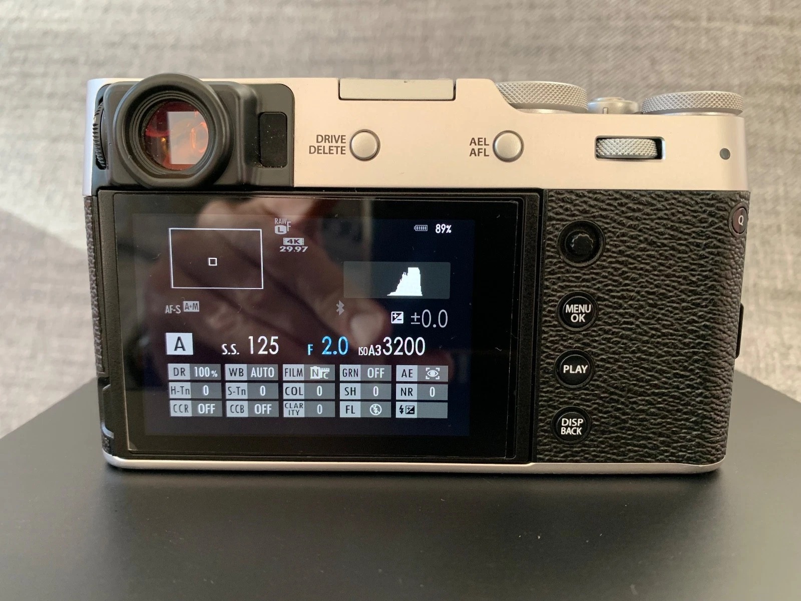Fujifilm X100V – Silver – Compact Premium Camera in Great Condition thumbnail 5