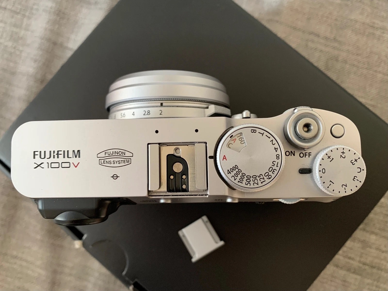 Fujifilm X100V – Silver – Compact Premium Camera in Great Condition thumbnail 9