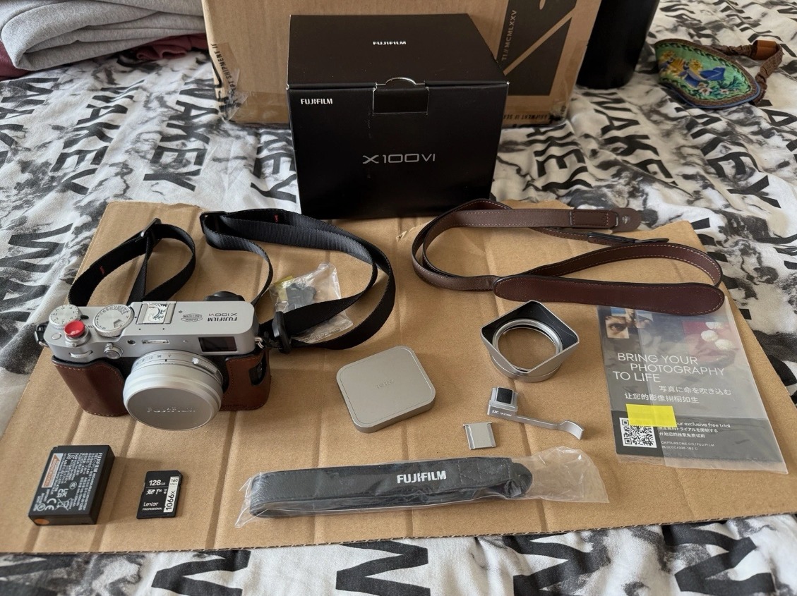 Fujifilm X100VI 40.2MP Compact Digital Camera thumbnail 16