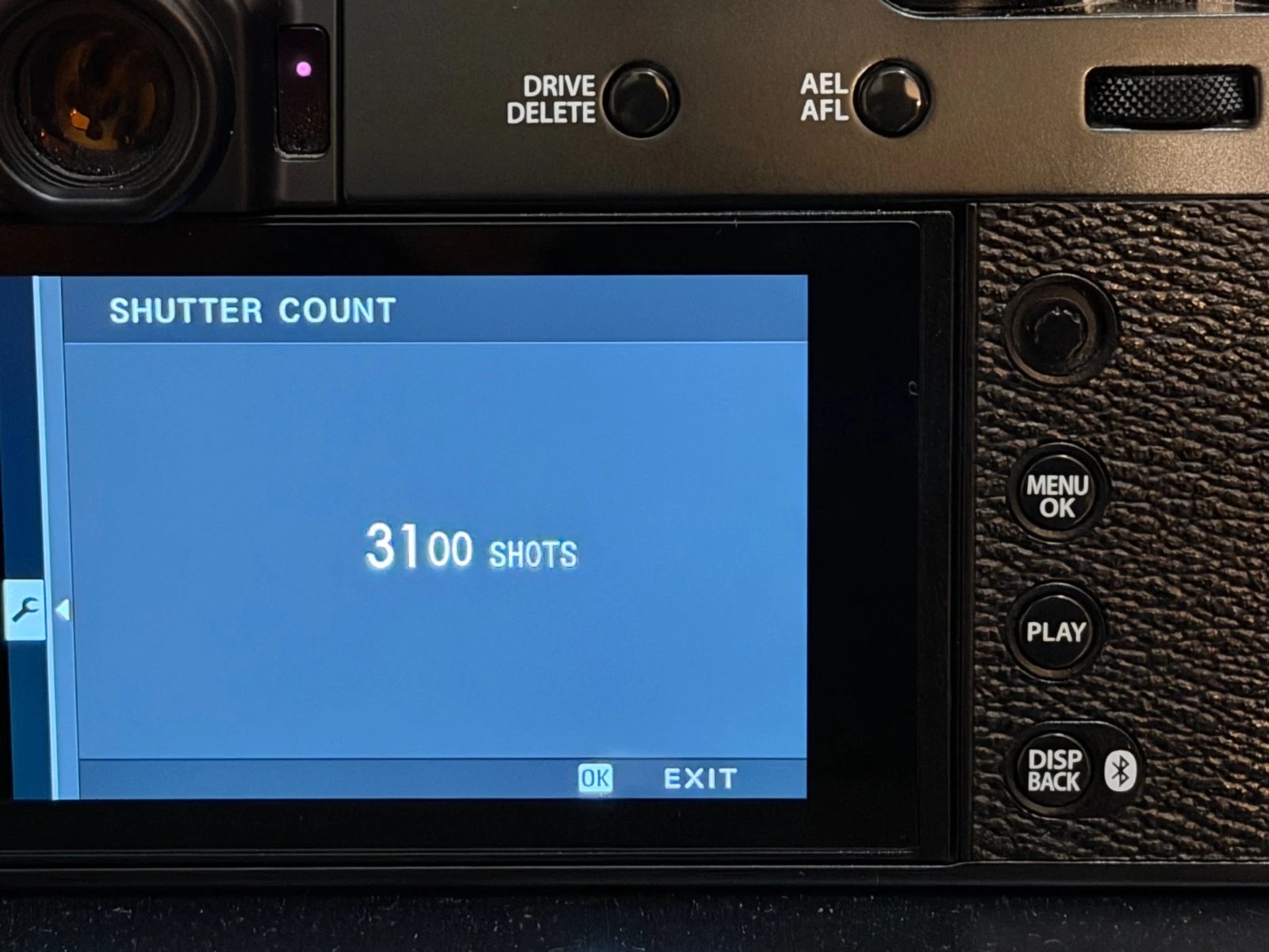 Fujifilm X100VI 40.2MP Digital Camera – Black | Excellent Condition | Compact Premium Camera thumbnail 3