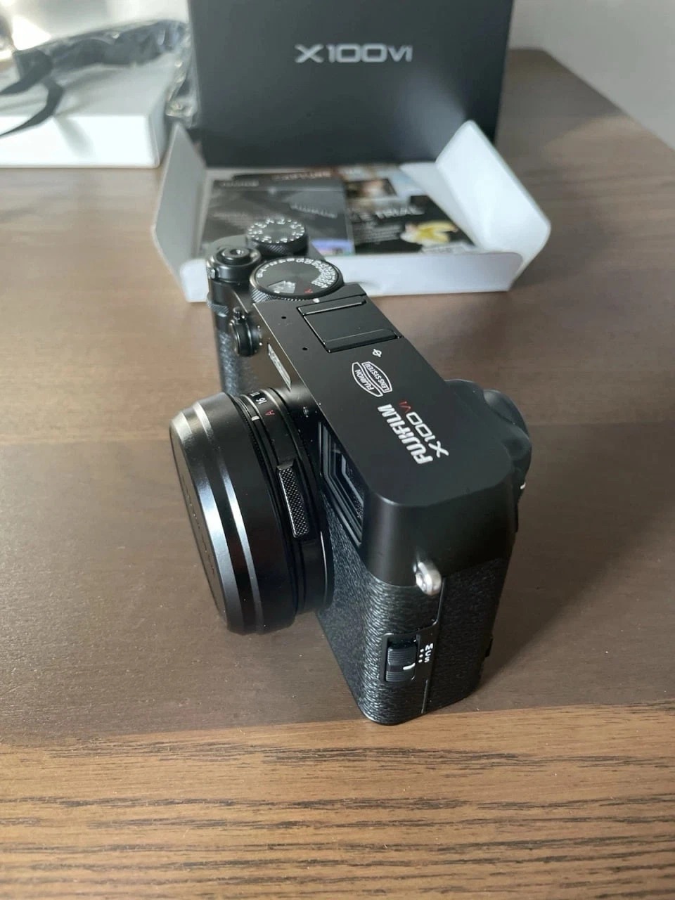 Fujifilm X100VI 40MP Digital Camera Like new condition thumbnail 13