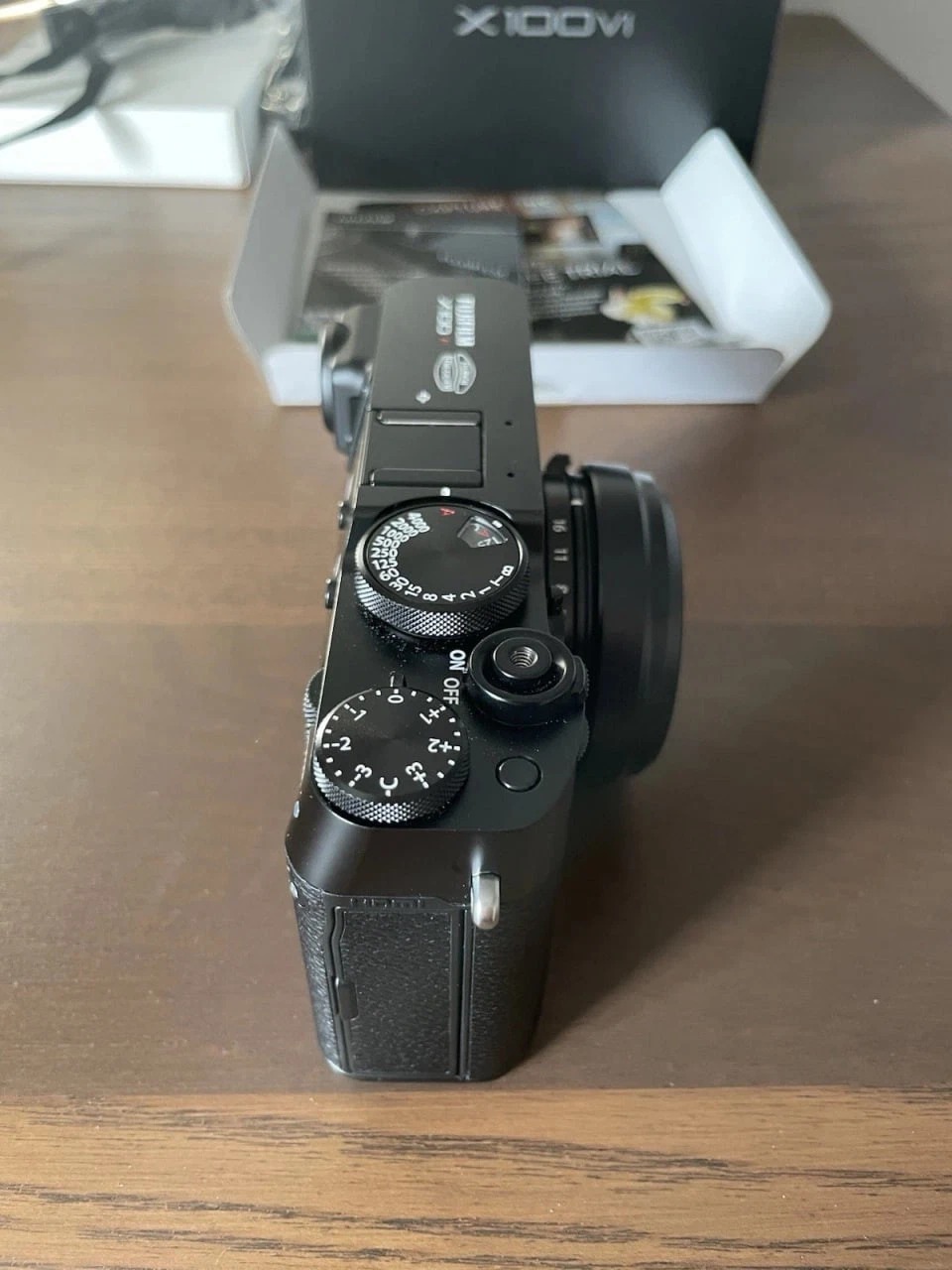 Fujifilm X100VI 40MP Digital Camera Like new condition thumbnail 3