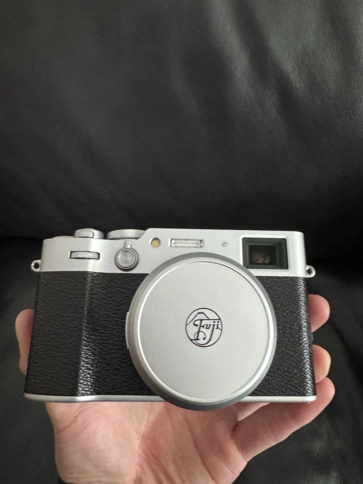 Fujifilm X100VI 90 Limited Edition Camera Silver NEW  thumbnail 5