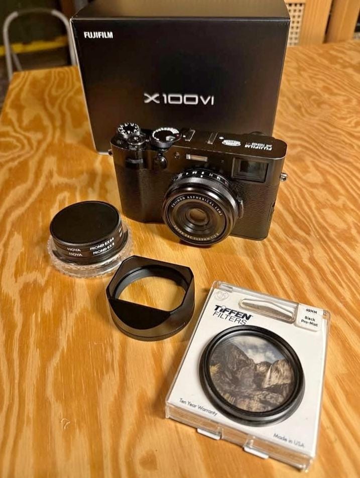 Fujifilm X100VI Black 40MP – 4.5K Clicks | Complete Creator Bundle | thumbnail 1