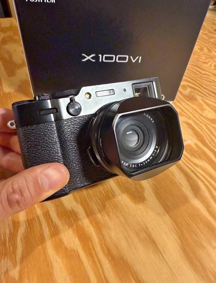 Fujifilm X100VI Black 40MP – 4.5K Clicks | Complete Creator Bundle | thumbnail 6