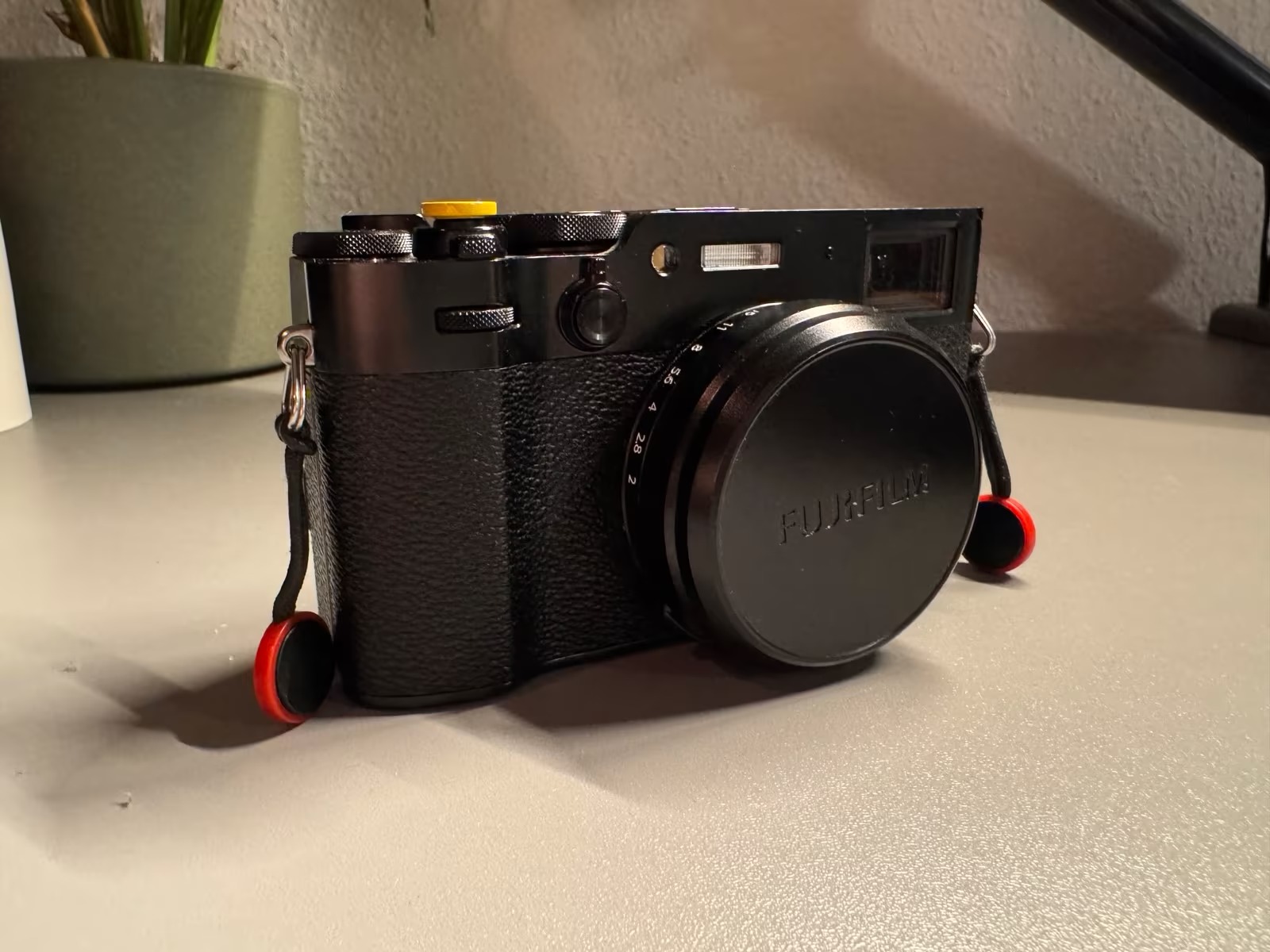 Fujifilm X100VI Black + Accessory Kit – Like-new condition thumbnail 13