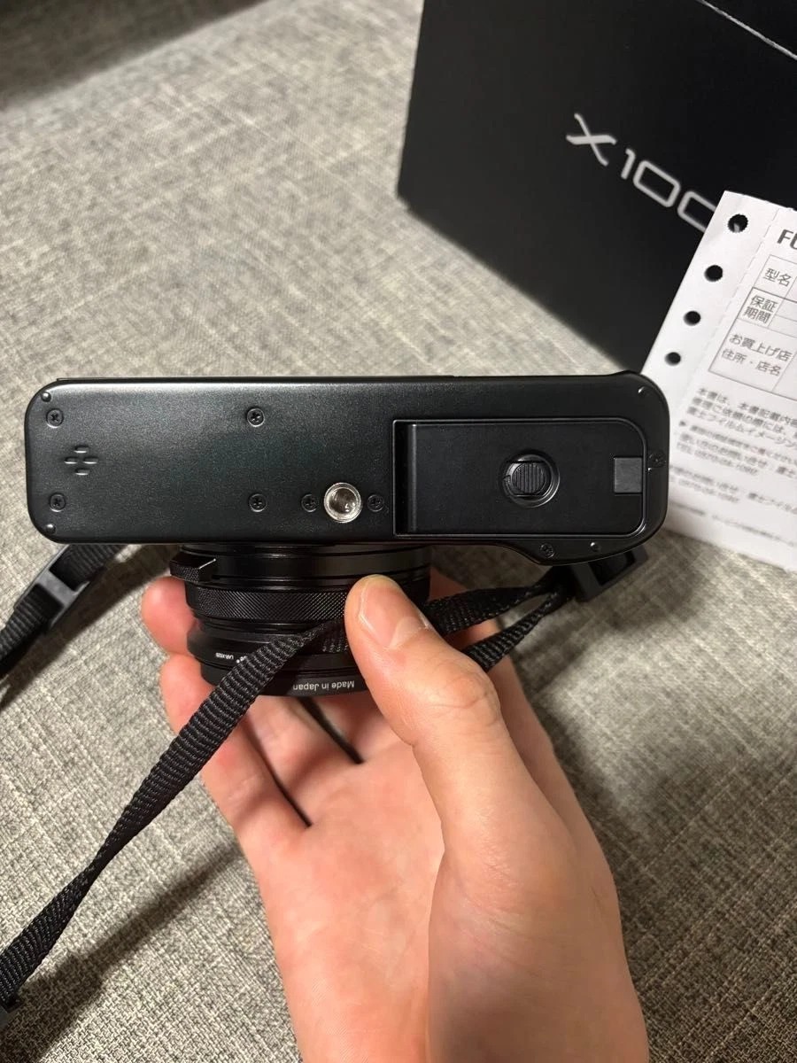 FUJIFILM X100VI Black Compact Digital Camera 4200 Shots with Warranty Card Used thumbnail 5