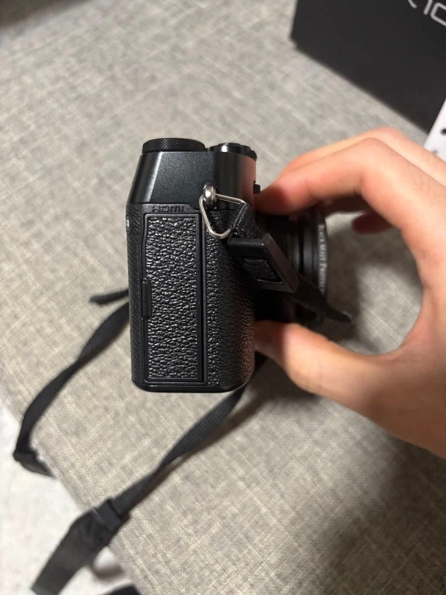 FUJIFILM X100VI Black Compact Digital Camera 4200 Shots with Warranty Card Used thumbnail 8