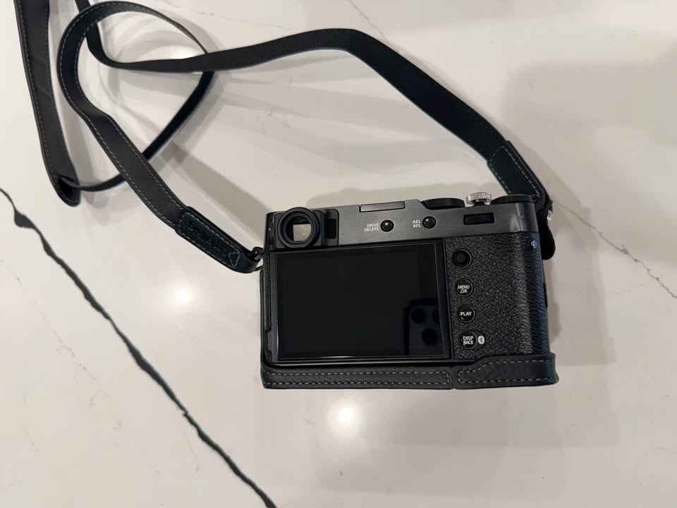 Fujifilm X100VI – Like New, Latest Release & Hard to Find thumbnail 7