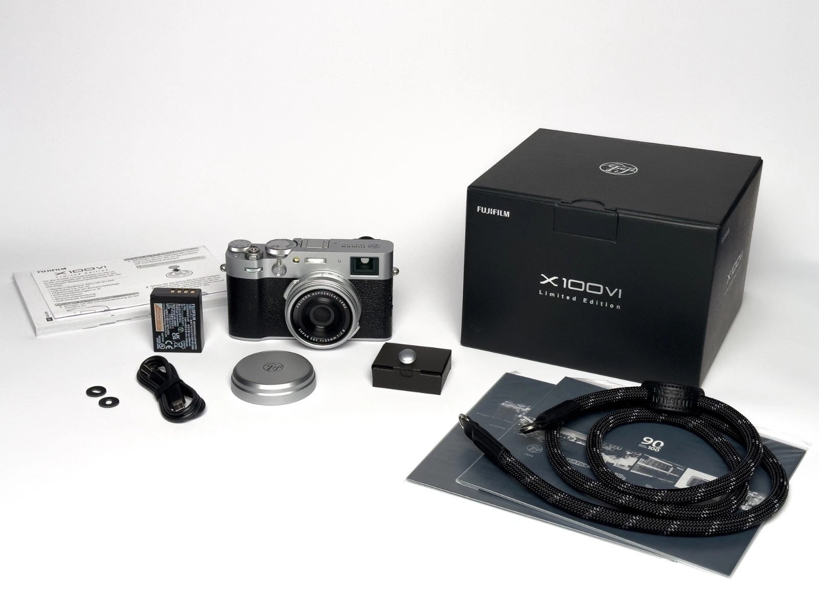 Fujifilm X100VI Limited Edition- thumbnail 1