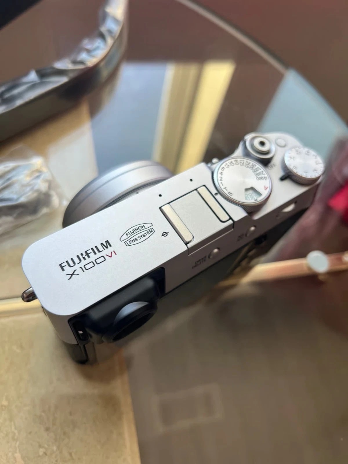 Fujifilm X100VI – Mint Condition – 21,200 Shutter Count – Original Box & Battery thumbnail 6