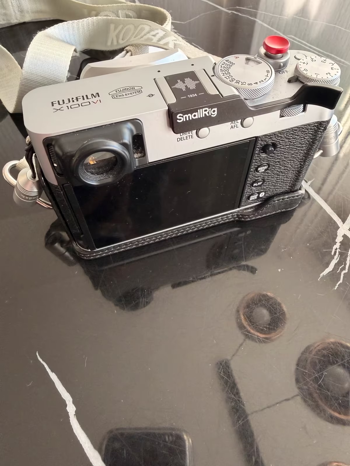 Fujifilm X100VI Premium Bundle – Excellent Condition, Includes Accessories thumbnail 4