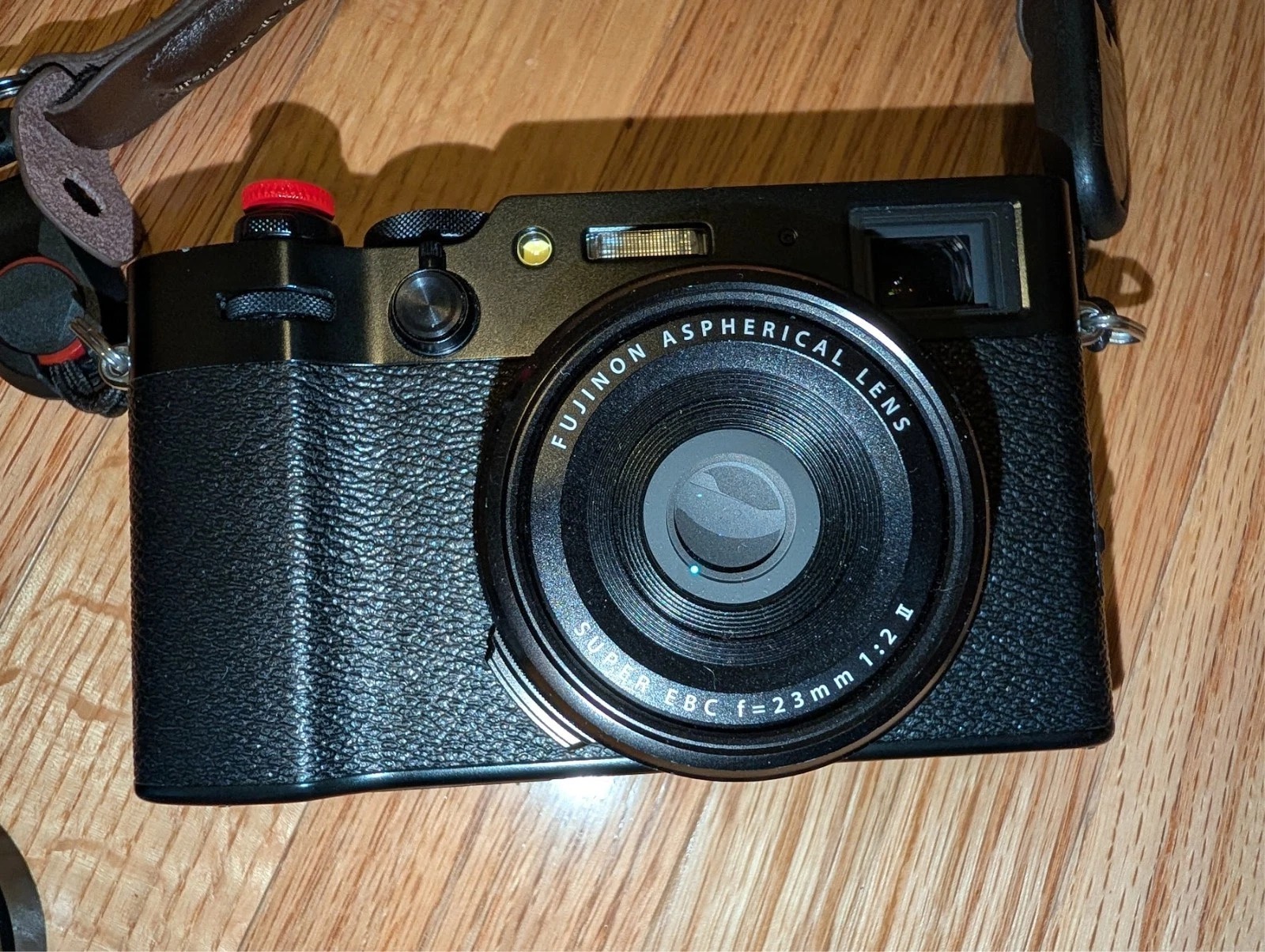 Fujifilm X100VI Silver Camera – Used – With Accessories – Premium Compact Camera thumbnail 2