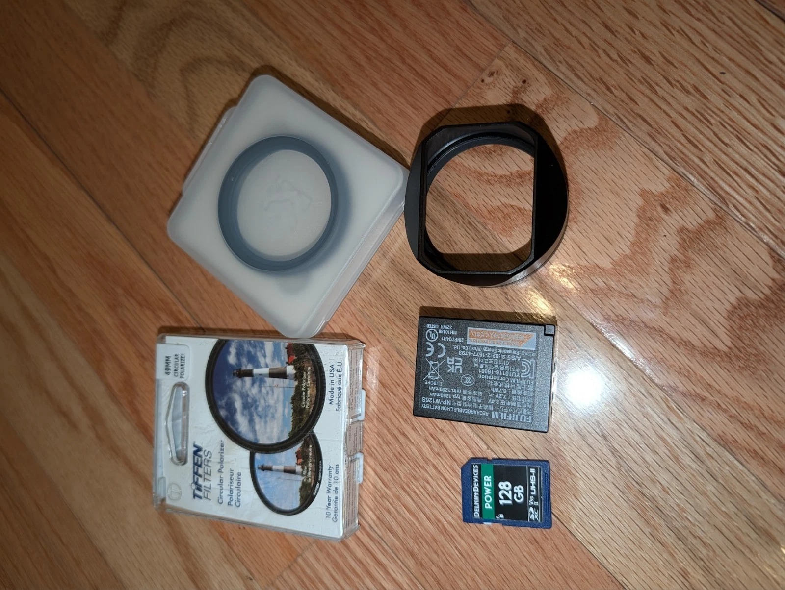 Fujifilm X100VI Silver Camera – Used – With Accessories – Premium Compact Camera thumbnail 6