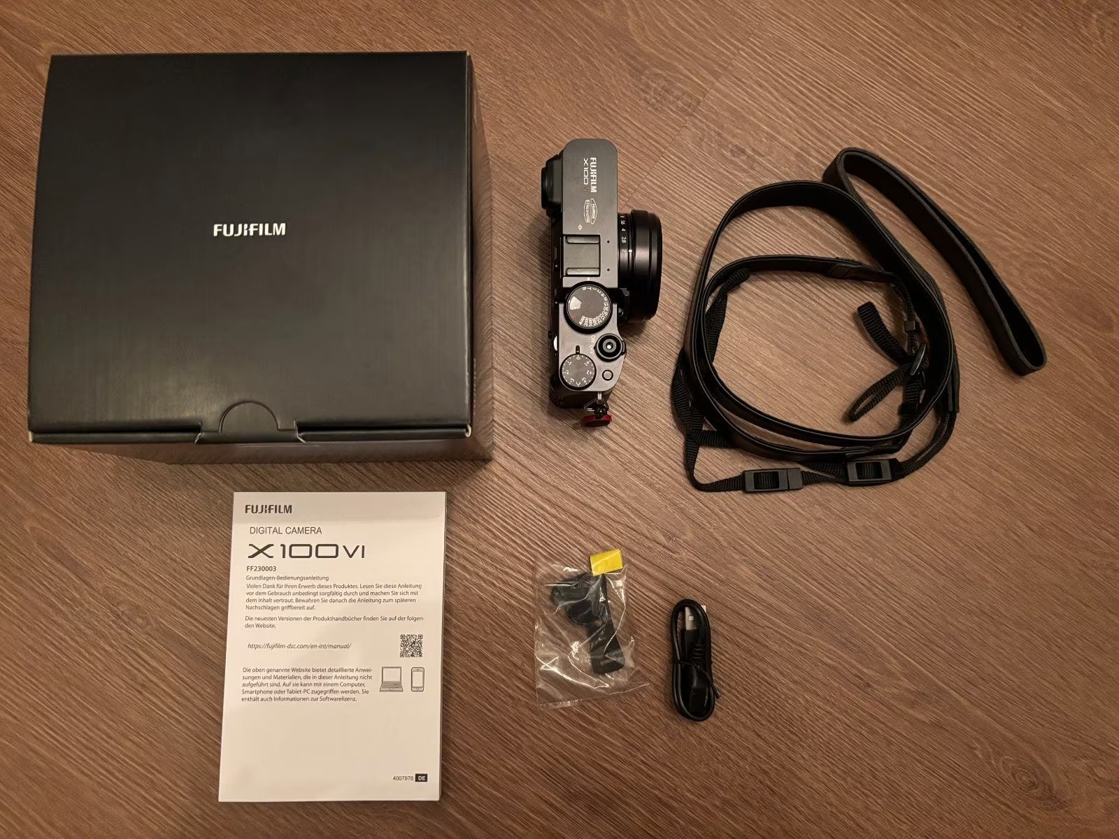 Fujifilm X100Vi with a wide range of accessories thumbnail 15