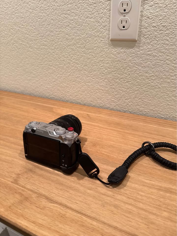 FujiFilm XM-5 Bundle + XF 18-55mm f/2.8-4 + Sigma 30mm lens thumbnail 6