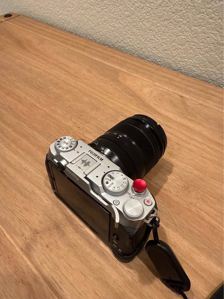 FujiFilm XM-5 Bundle + XF 18-55mm f/2.8-4 + Sigma 30mm lens thumbnail 8