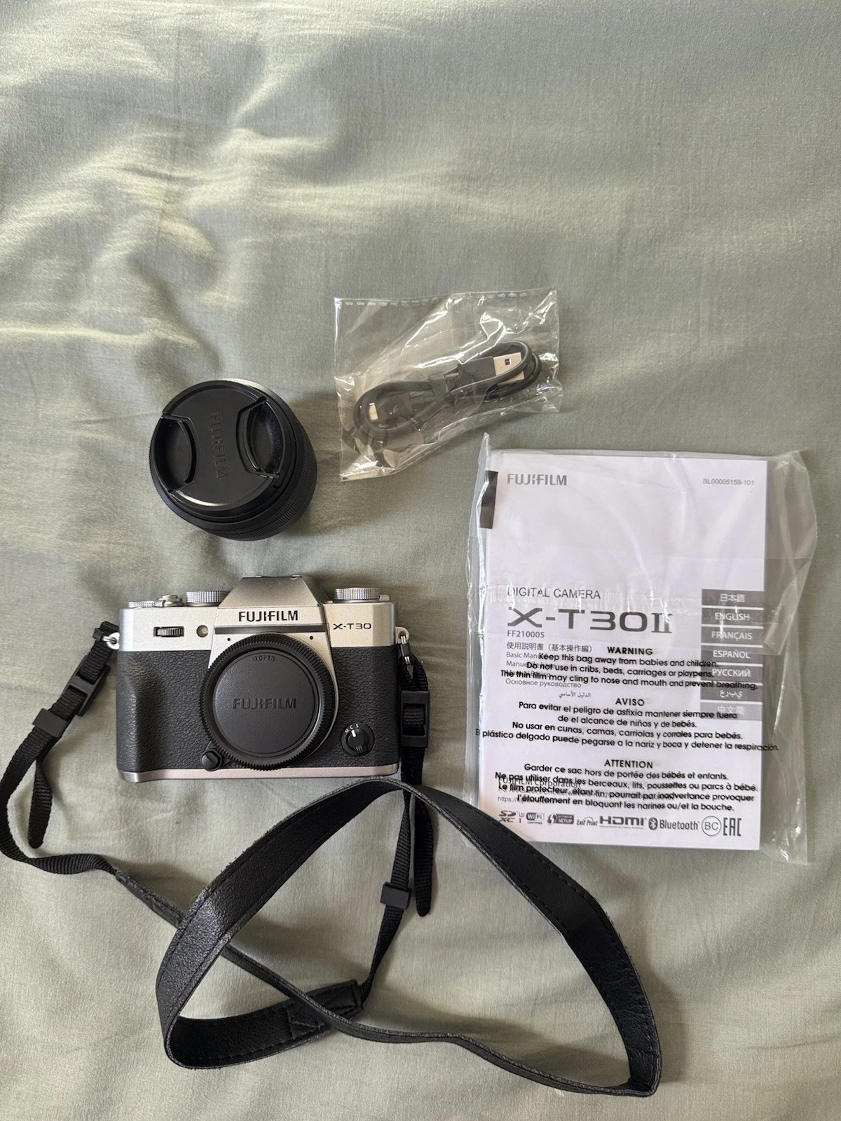 Fujifilm XT30 II Mirrorless Camera Silver with XC 15-45mm Lens and Accessories thumbnail 1