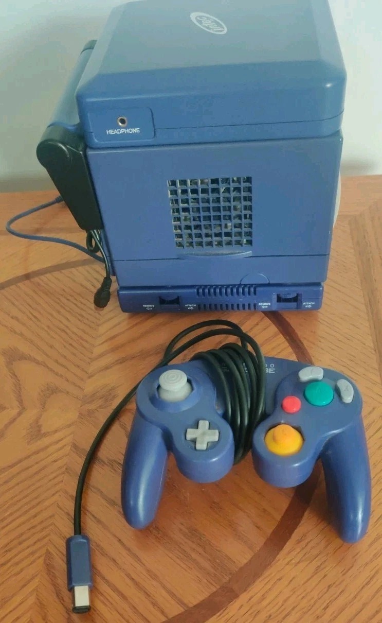 GameCube Lot - Resident Evil/MGS/SSBM/Intec Screen+Battery/Control+System - Read thumbnail 7