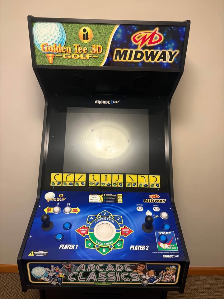 Golden Tee 3D x Midway XL Deluxe Arcade Machine Condition 9/10 thumbnail 2
