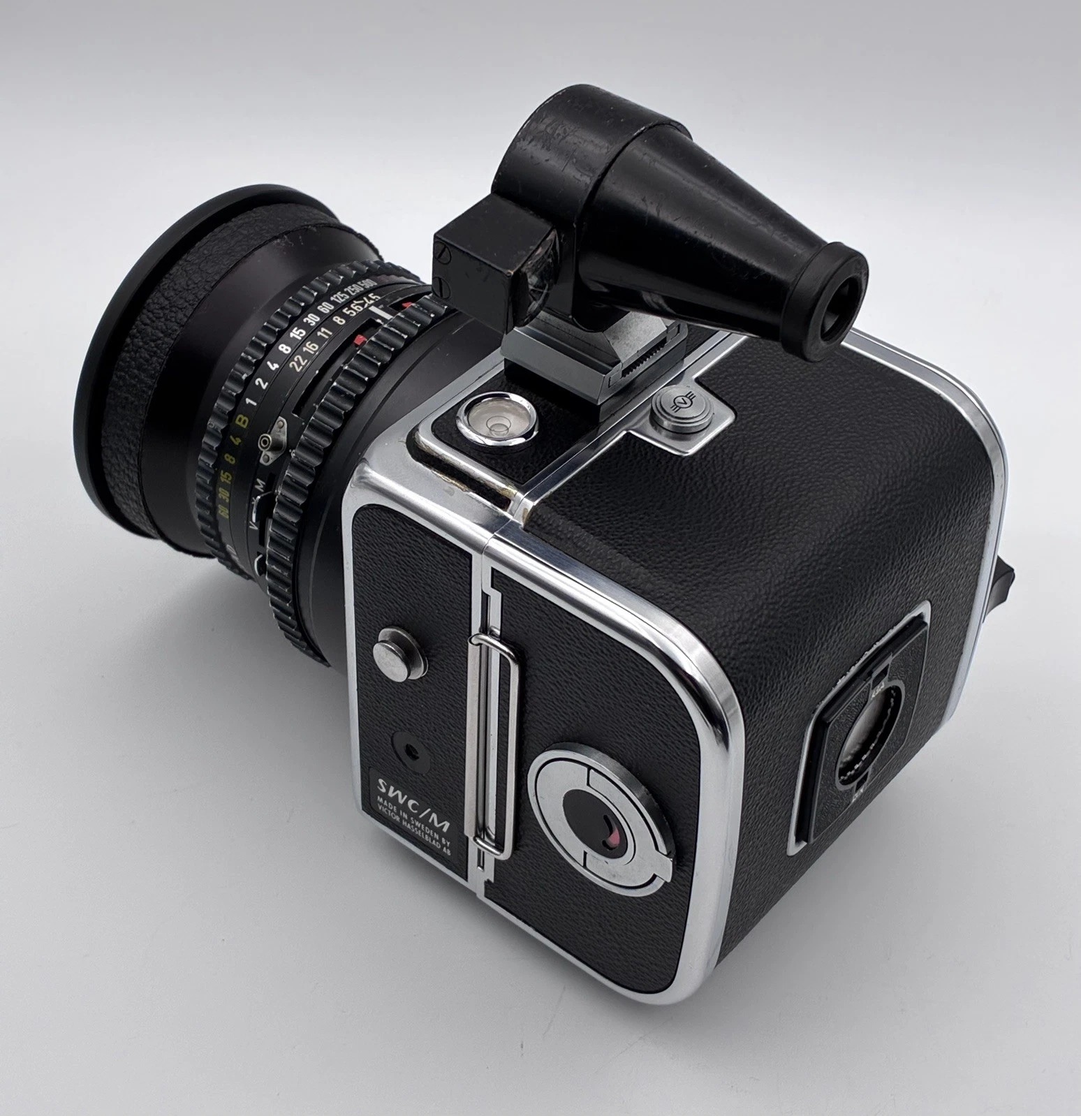 Hasselblad SWC/M Superwide with Zeiss Biogon 38mm f4.5 C and A12 120 Magazine thumbnail 8