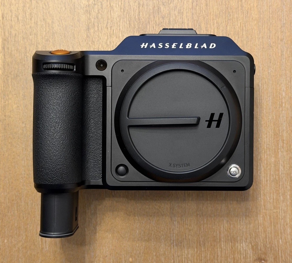 Hasselblad X2D 100C 100MP Medium Format Mirrorless Camera (Body Only) thumbnail 3
