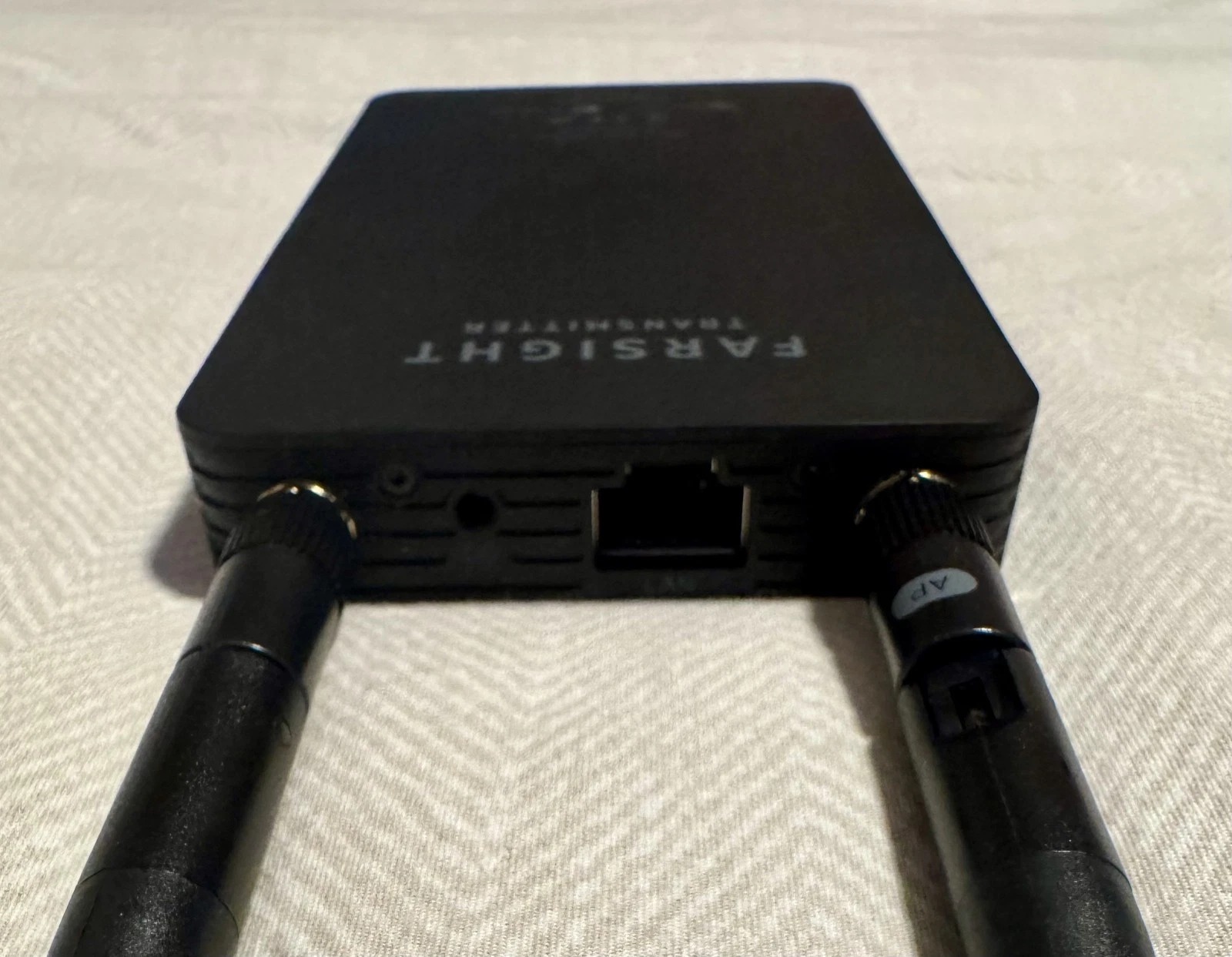 Insta360 Pro 2 Spherical VR 360 Camera – 8K – FarSight Control, Stand & Memory Cards Included thumbnail 12