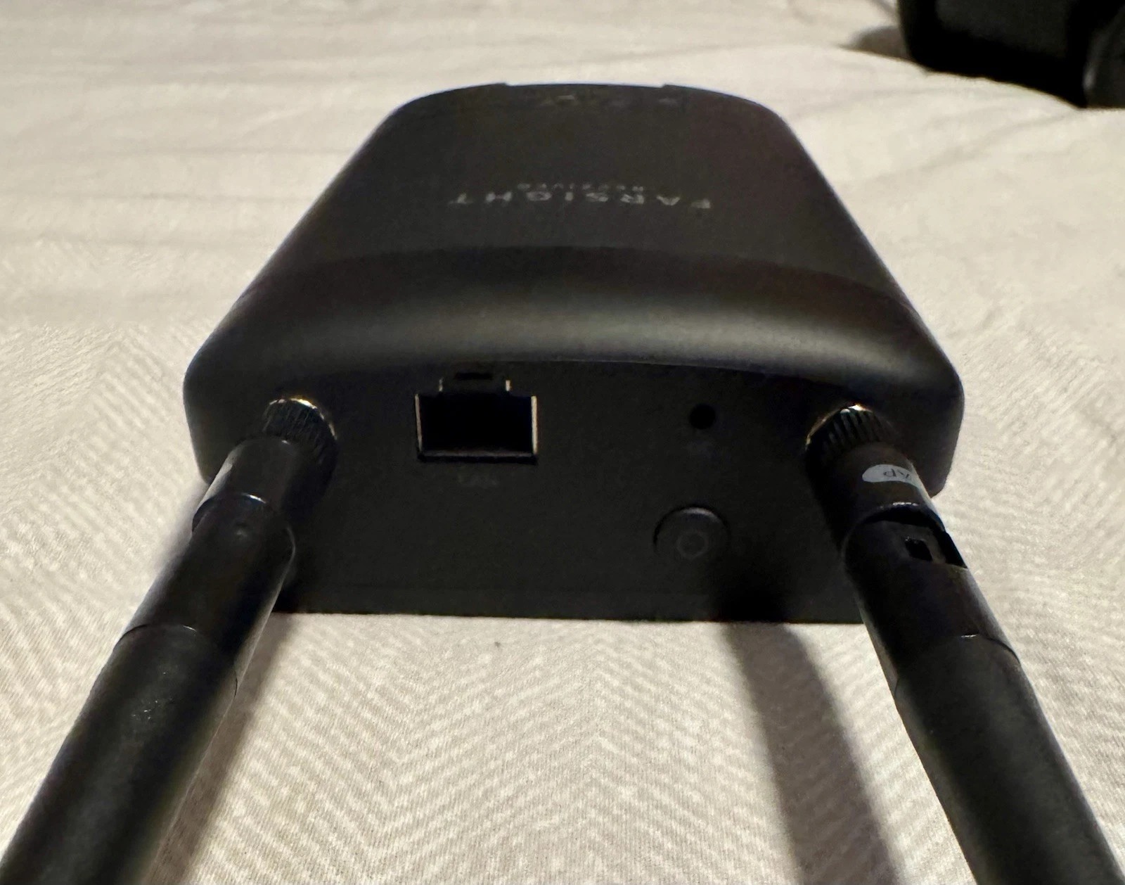 Insta360 Pro 2 Spherical VR 360 Camera – 8K – FarSight Control, Stand & Memory Cards Included thumbnail 9