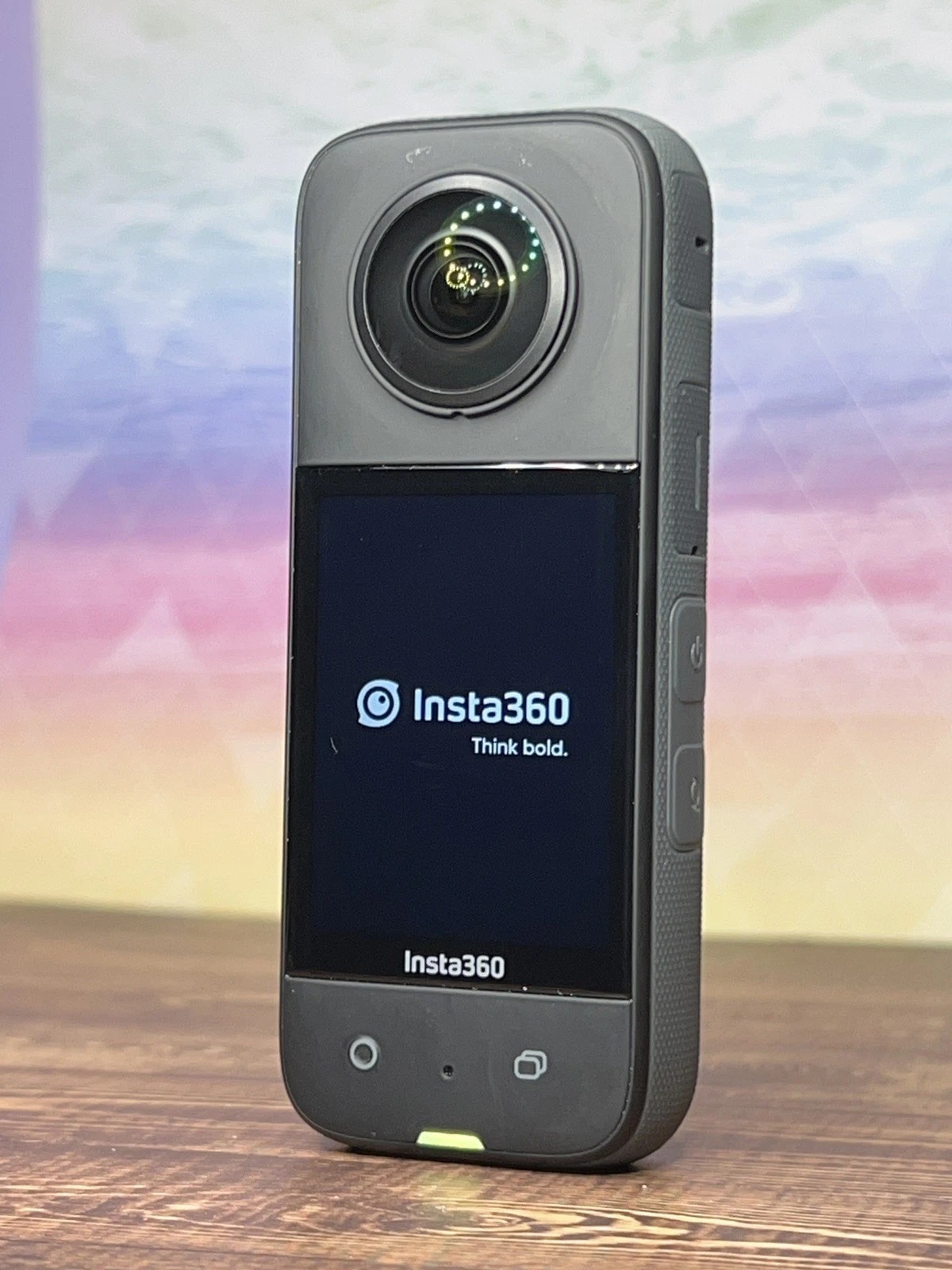 Insta360 X3 - 5.7K 360° Video 72MP 360° Photo Waterproof Touchscreen thumbnail 1