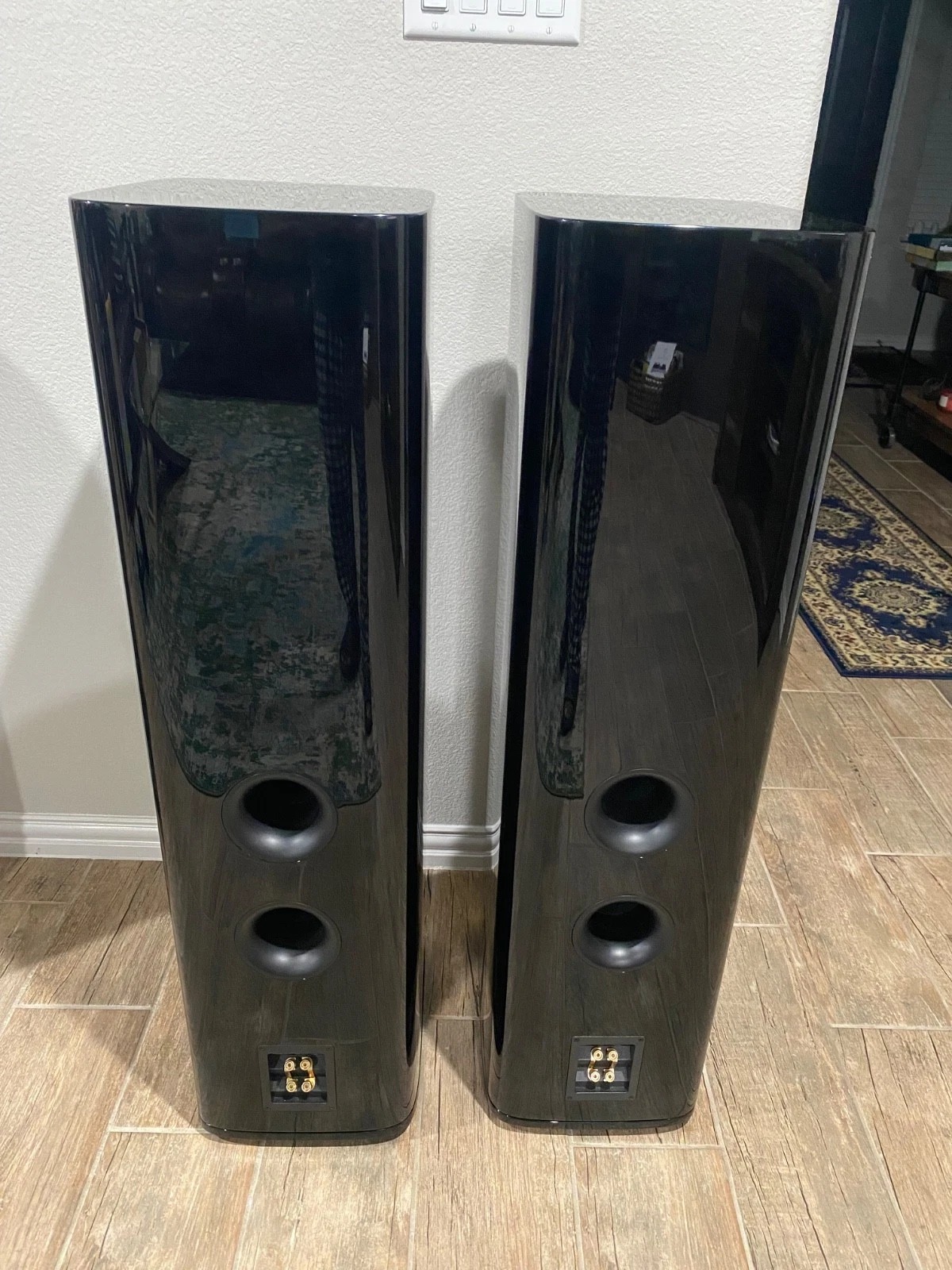 JBL HDI 3800 Floorstanding Speakers – Premium 3-Way Tower Speakers (Pair) thumbnail 5
