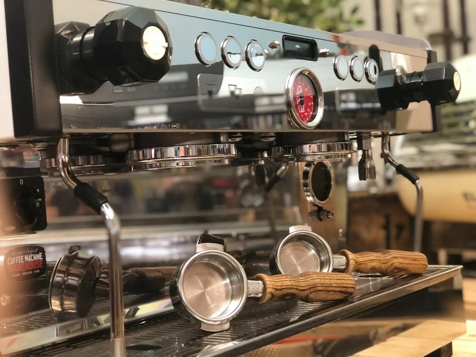 La Marzocco Linea PB 2 Group White w/ Timber Handles Espresso Coffee Machine thumbnail 8