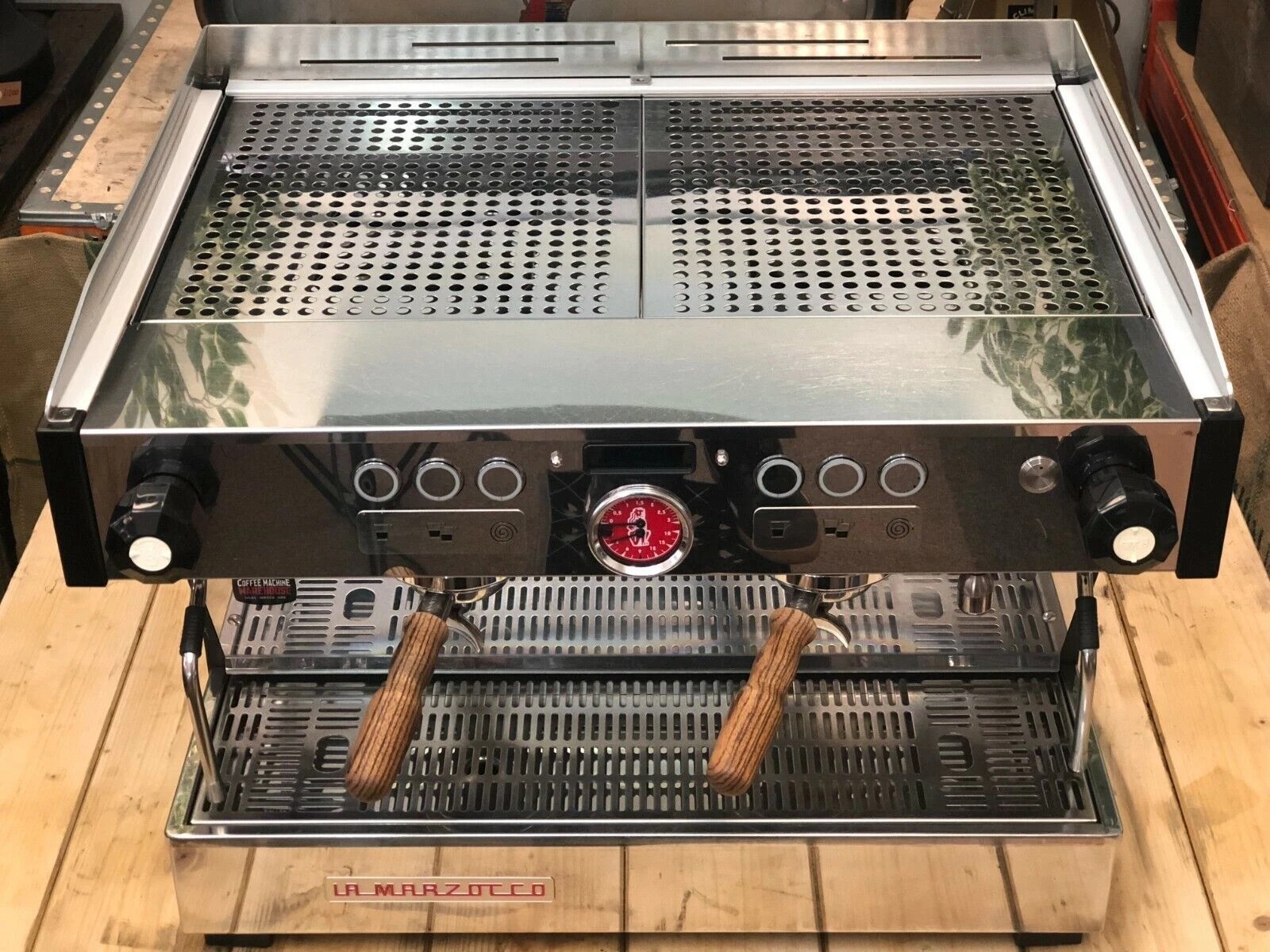 La Marzocco Linea PB 2 Group White w/ Timber Handles Espresso Coffee Machine thumbnail 9