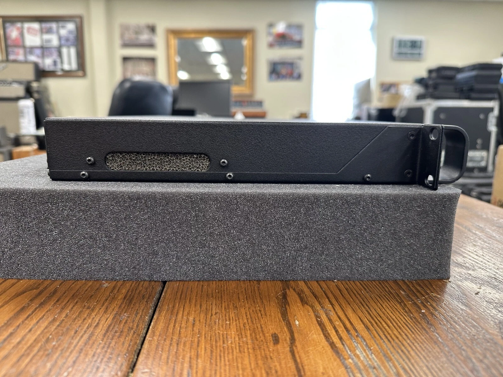 Lab Gruppen Lake LM44 Digital Audio Processor thumbnail 4