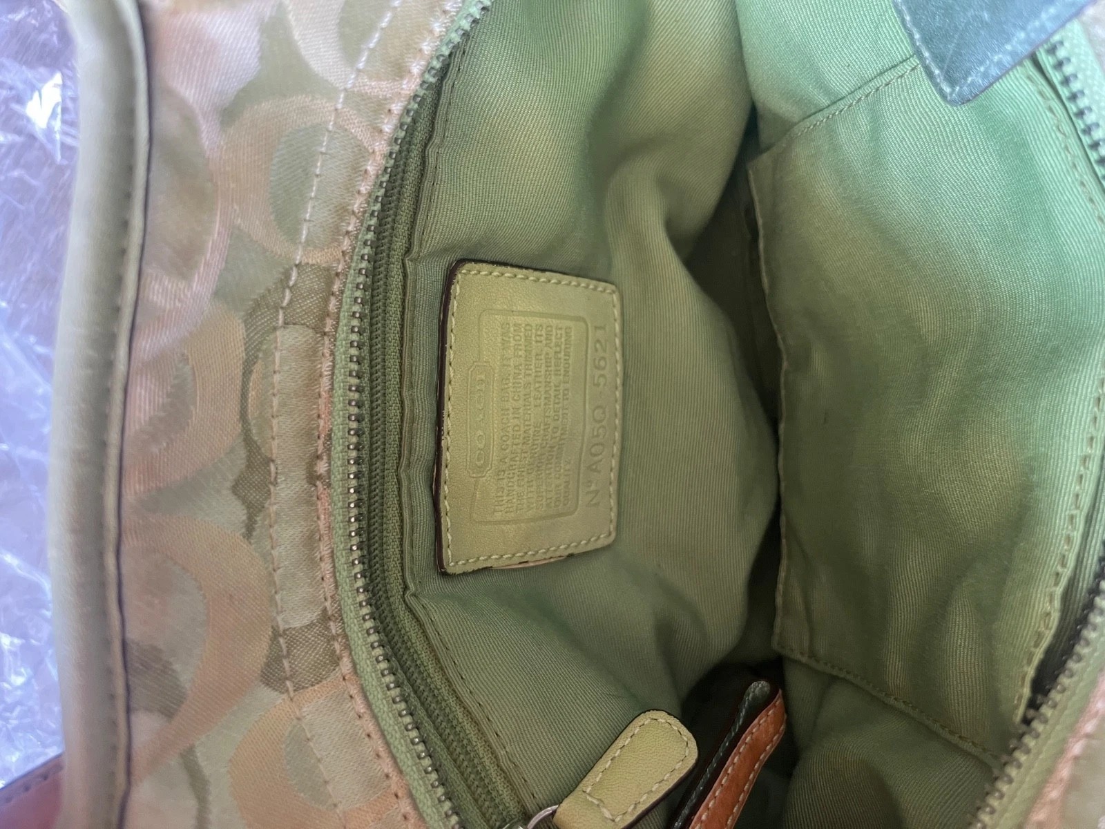 Ladybug 2004 Coach Purse Tote Bag Signature Canvas thumbnail 5