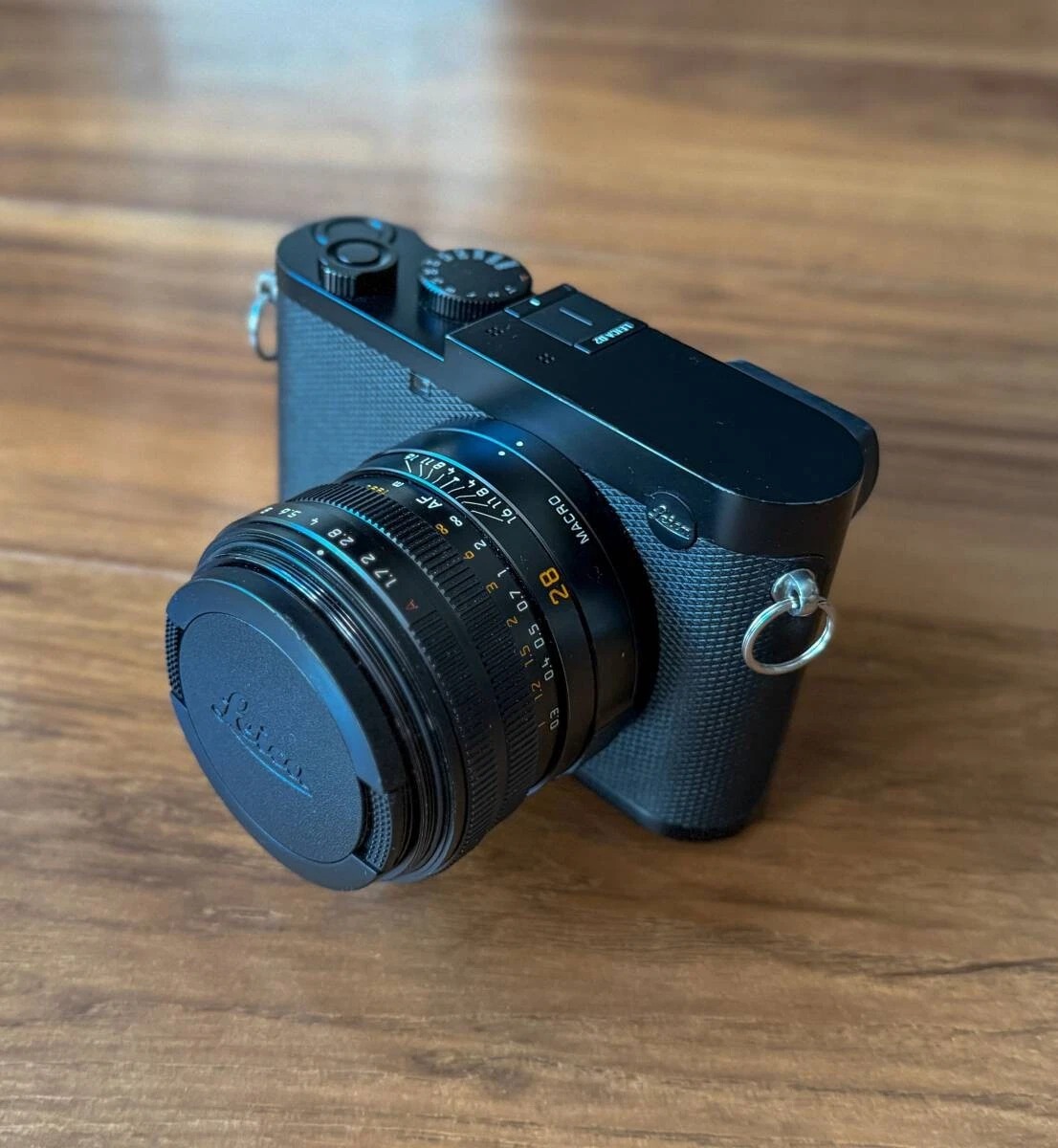 Leica Leica Compact Digital Camera Q2 Black Digital Camera Waterproof Dustproof thumbnail 3