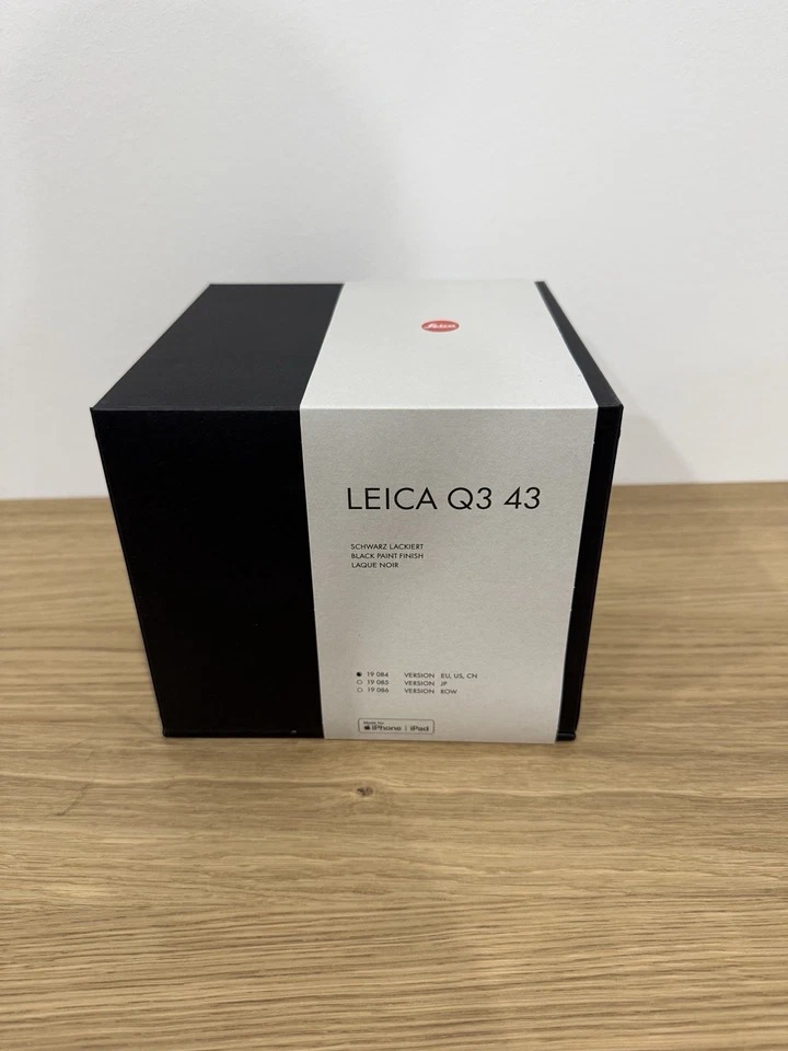 Leica Q3 43 (19084) – Black Lacquer Edition | 60MP | 43mm Compact | Like New | Original Packaging Included thumbnail 5