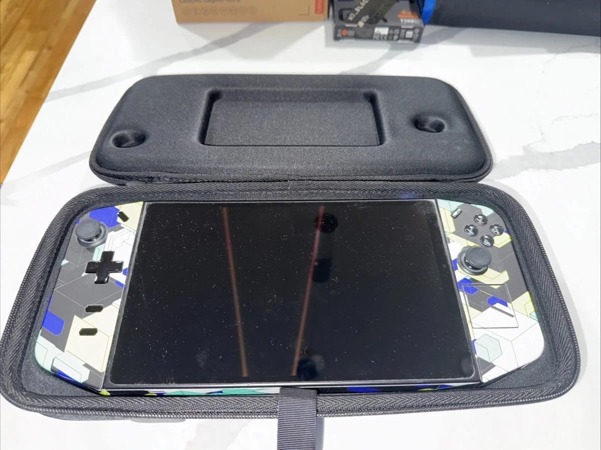 Lenovo Legion Go 2TB thumbnail 6