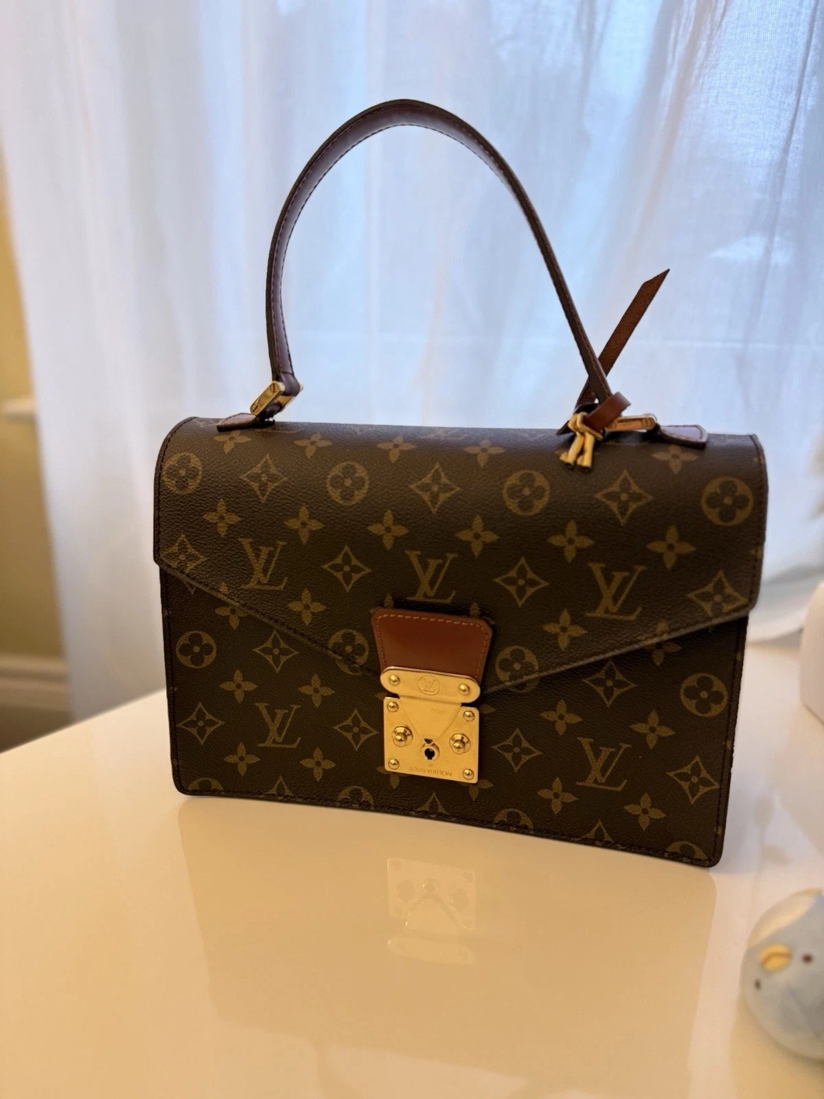 LOUIS VUITTON CONCORDE HANDBAG thumbnail 2