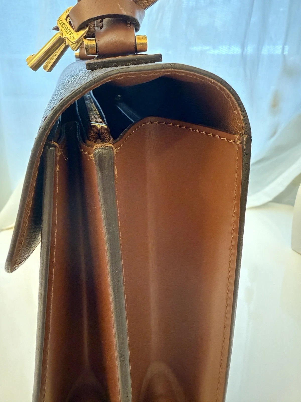 LOUIS VUITTON CONCORDE HANDBAG thumbnail 6