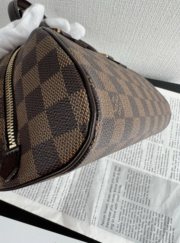 Louis Vuitton Damier Ebene Riviera Handbag Brown thumbnail 8