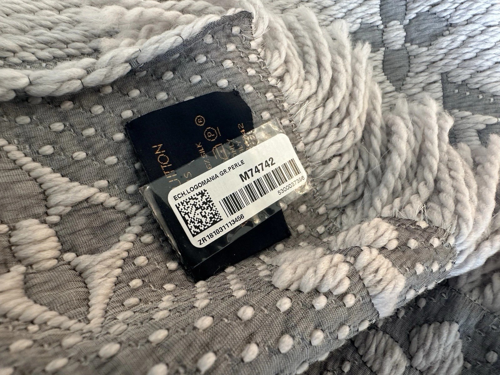 Louis Vuitton Grey Logo Scarf | Classic Monogram | Authentic Luxury thumbnail 14