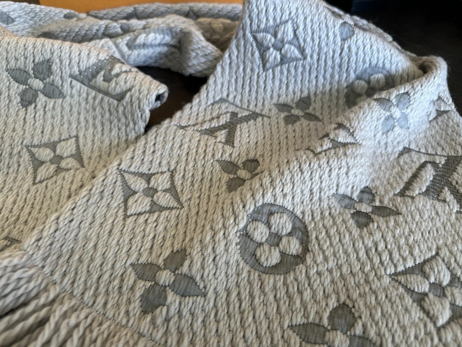 Louis Vuitton Grey Logo Scarf | Classic Monogram | Authentic Luxury thumbnail 7