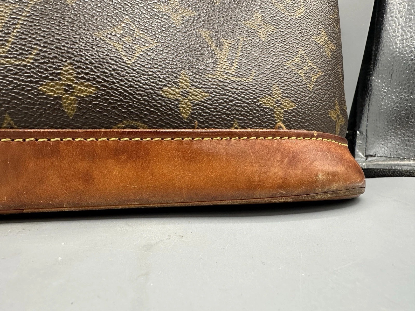 Louis Vuitton Monogram Alma PM SD0060 HandBag (USED) thumbnail 13