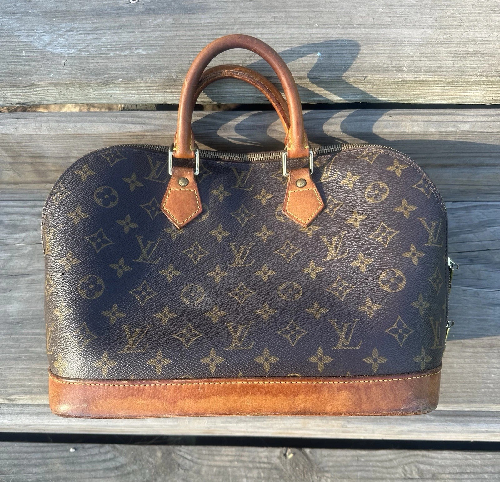 Louis Vuitton Monogram Alma PM SD0060 HandBag (USED) thumbnail 2